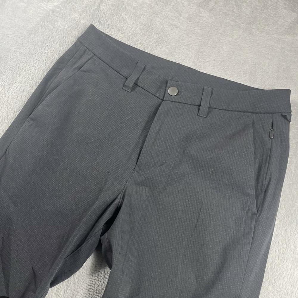 Lululemon Commission slim fit pant Ventlight Sz 28x30